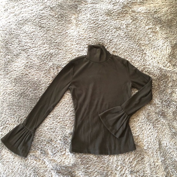 Top - Picture 4 of 5